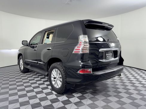 Used 2019 Lexus GX 460 Premium AWD/4WD image 3