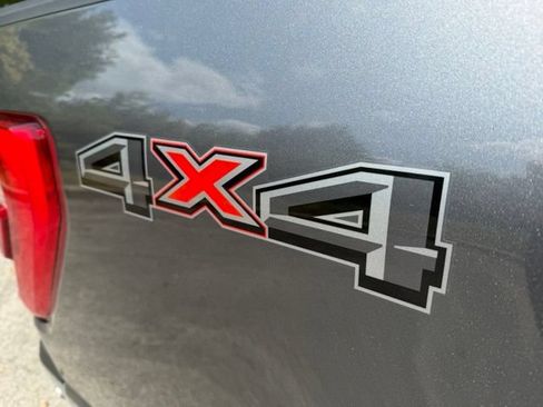 Used 2022 Ford F150 Lariat w/ Equipment Group 502A High AWD/4WD image 32