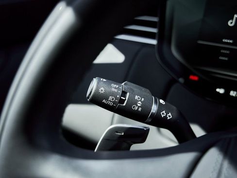 Used 2024 Land Rover Range Rover SE image 50