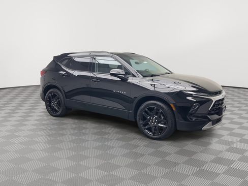 Certified 2024 Chevrolet Blazer LT w/ Sound & Technology Package AWD/4WD image 44