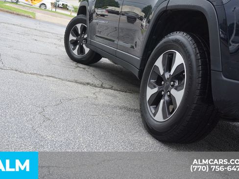 Used 2024 Jeep Grand Cherokee Limited 4xe AWD/4WD image 13