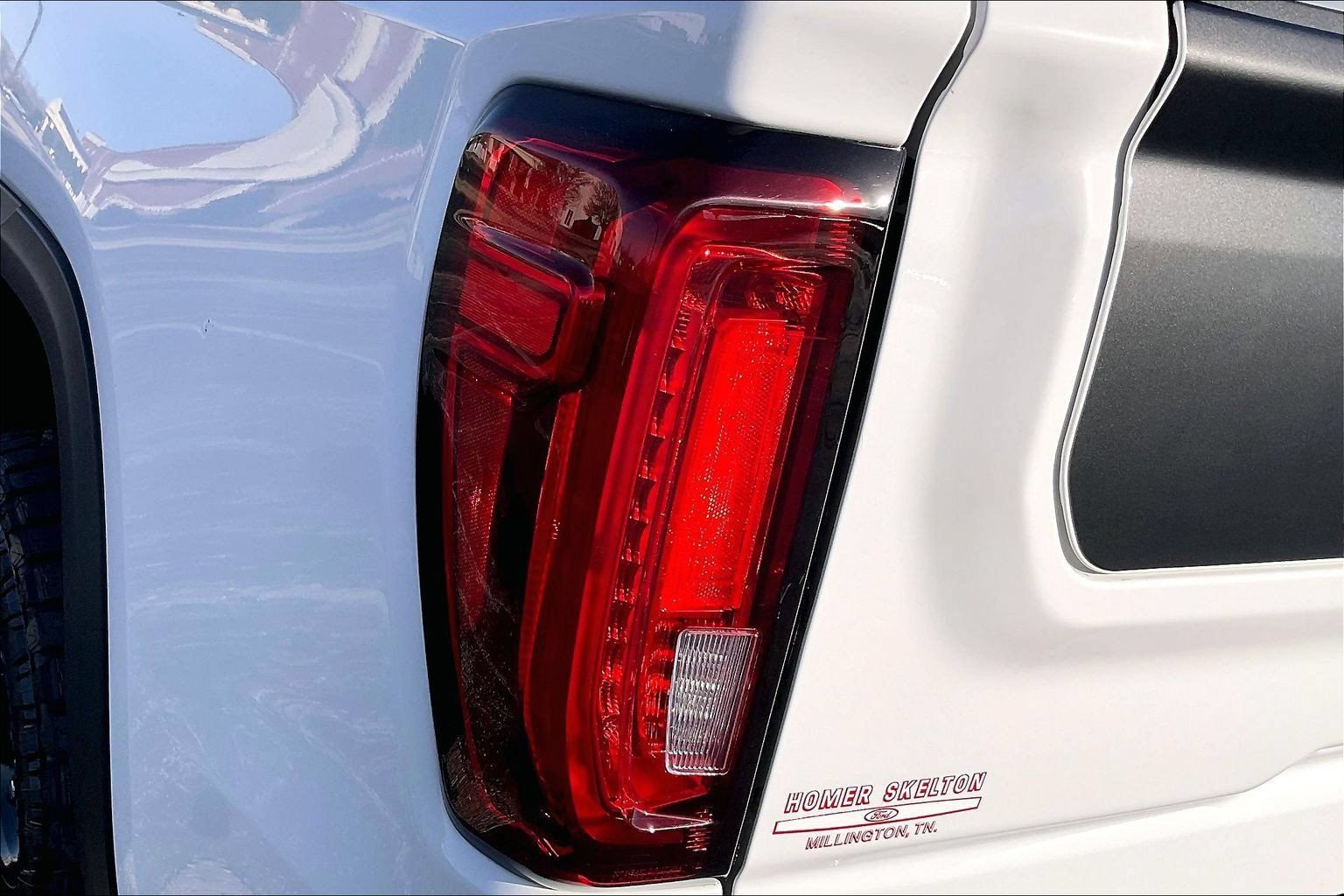 Used 2023 GMC Sierra 1500 AT4X w/ AT4X AEV Edition AWD/4WD image 25