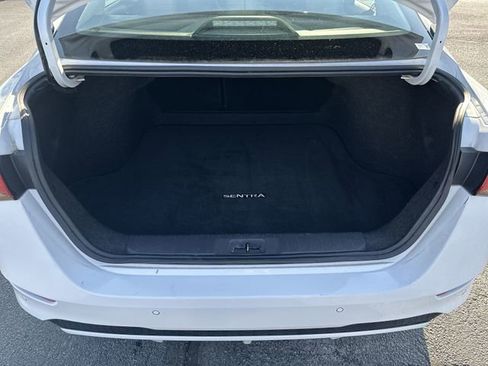 Certified 2023 Nissan Sentra SV image 32