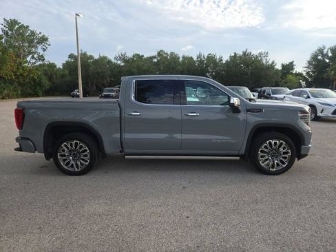 Used 2025 GMC Sierra 1500 Denali Ultimate AWD/4WD image 6