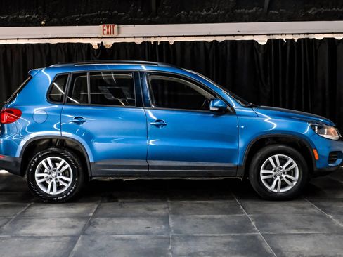 Used 2017 Volkswagen Tiguan S FWD image 7