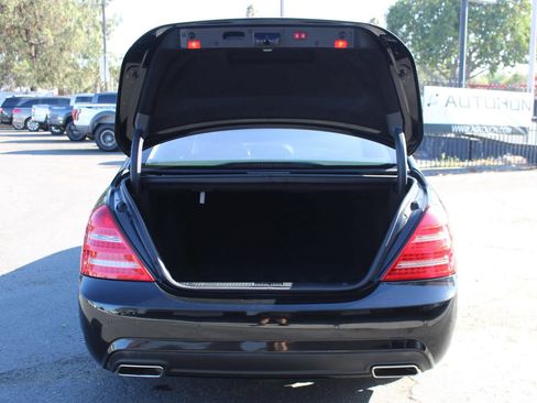 Used 2013 Mercedes-Benz S 550 w/ Sport Pkg Plus One image 35