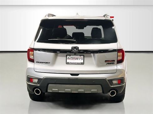 Used 2024 Honda Passport TrailSport image 6