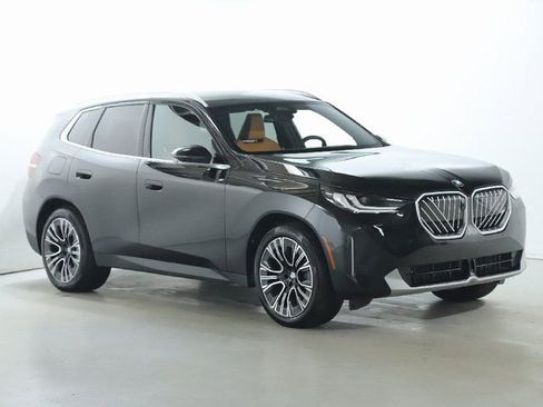 Used 2026 BMW X3 xDrive30 w/ Premium Package image 11