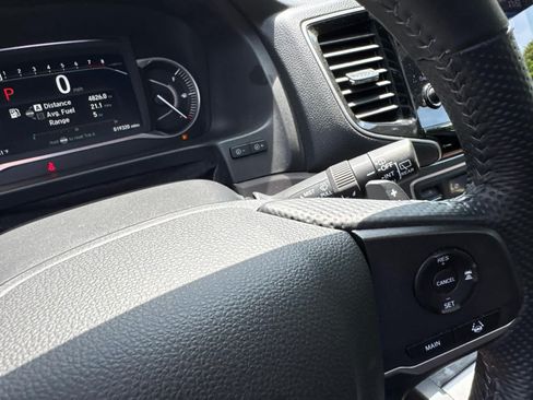 Used 2025 Honda Passport EX-L image 20