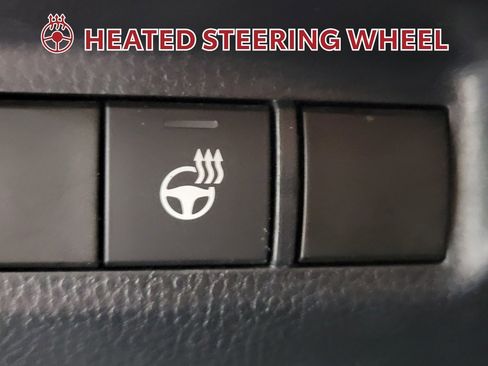 Used 2020 Toyota RAV4 XLE w/ XLE Grade Weather Package AWD/4WD image 27