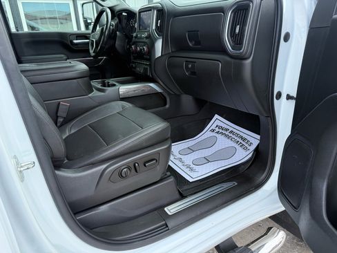 Used 2021 Chevrolet Silverado 2500 LTZ w/ LTZ Convenience Package image 14