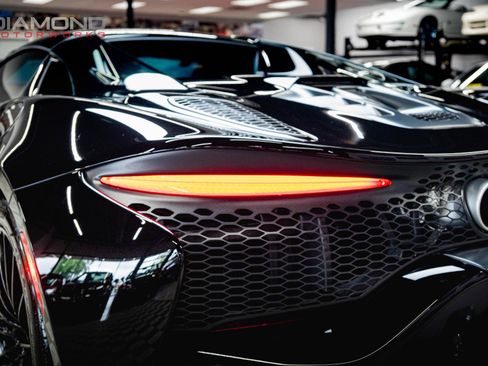 Used 2026 McLaren Artura Spider RWD image 54