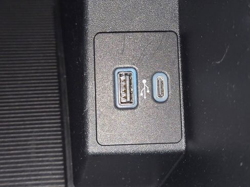 Used 2022 Ford Edge SEL w/ Sport Appearance Package image 24