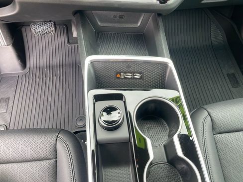 New 2026 Chevrolet Equinox LT w/ Convenience Package II image 17