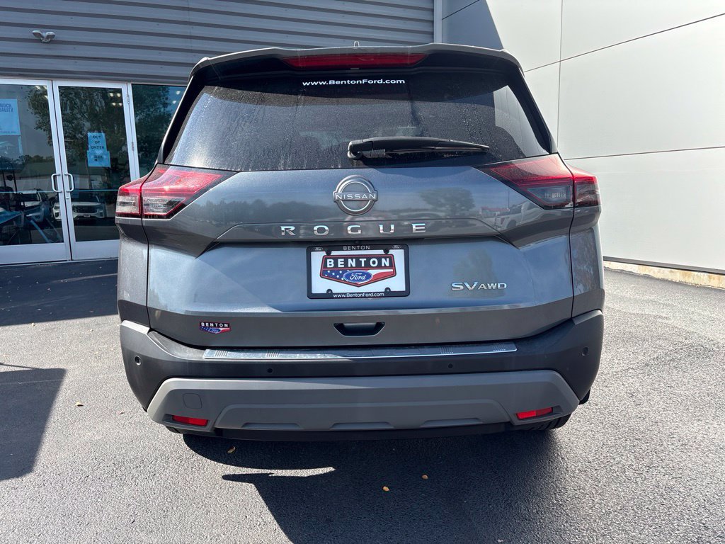 Used 2023 Nissan Rogue SV w/ SV Premium B Package AWD/4WD image 6