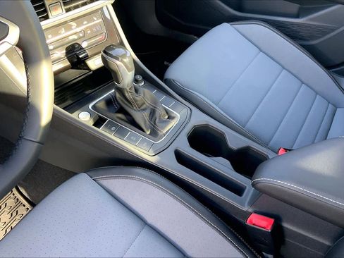 New 2026 Volkswagen Jetta SE FWD image 7