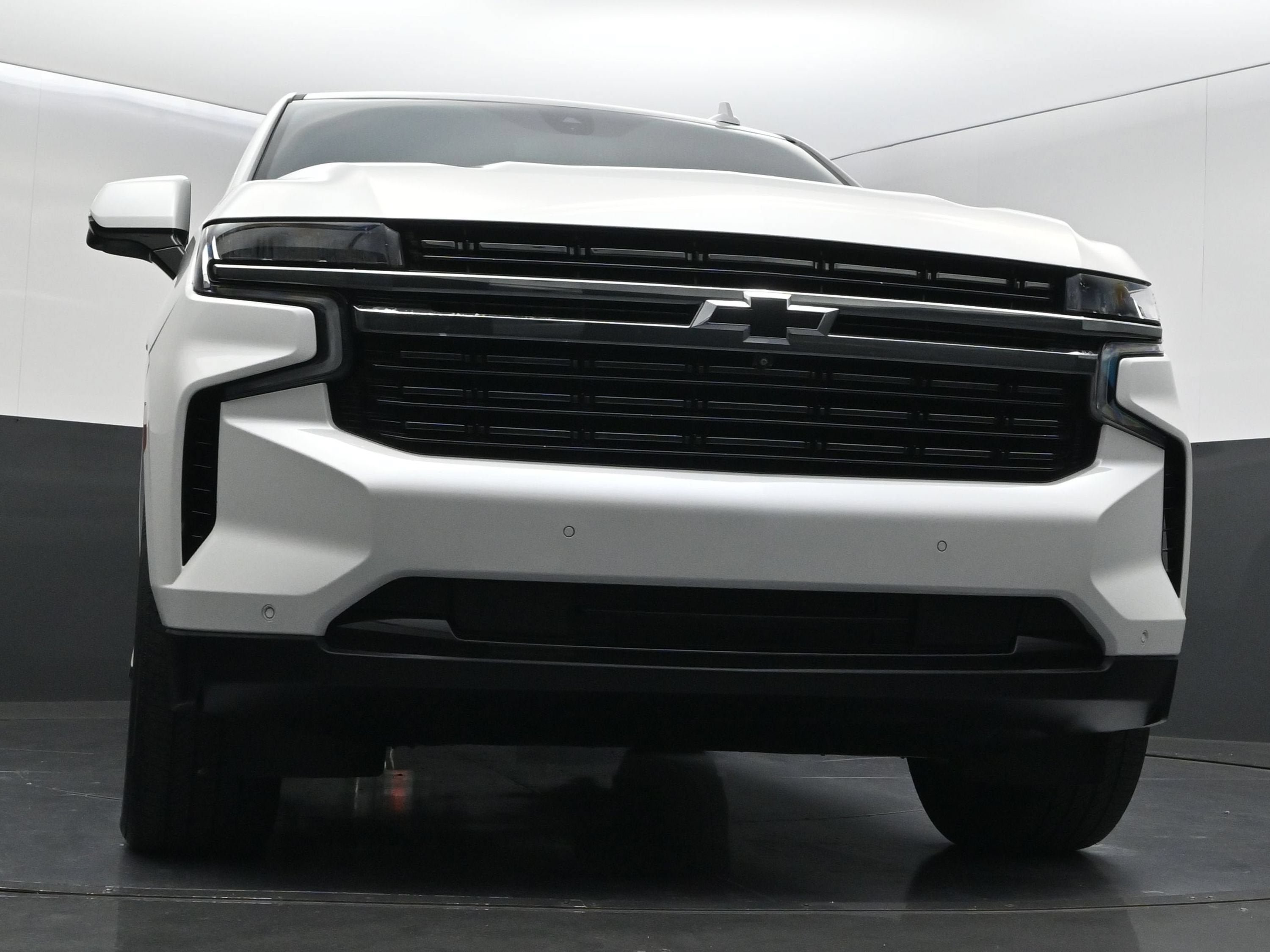 Certified 2022 Chevrolet Tahoe RST w/ Luxury Package AWD/4WD image 43