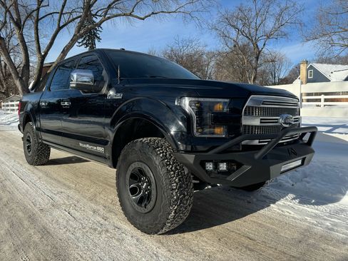 Used 2016 Ford F150 Platinum w/ Equipment Group 701A Luxury image 25