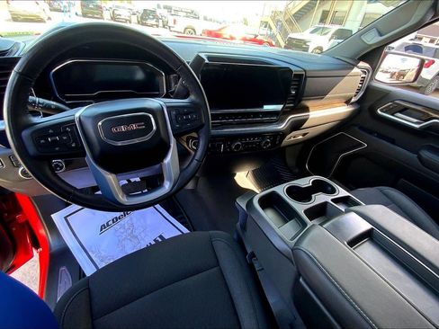 Used 2022 GMC Sierra 1500 SLE w/ Preferred Package AWD/4WD image 16