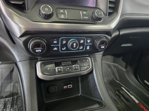 Used 2021 GMC Acadia AT4 w/ Technology Package AWD/4WD image 27
