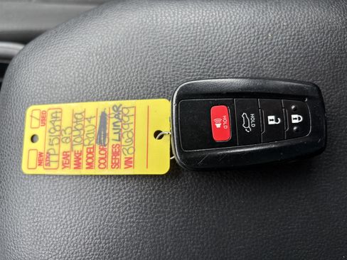 Used 2023 Toyota RAV4 XLE w/ Convenience Package AWD/4WD image 29