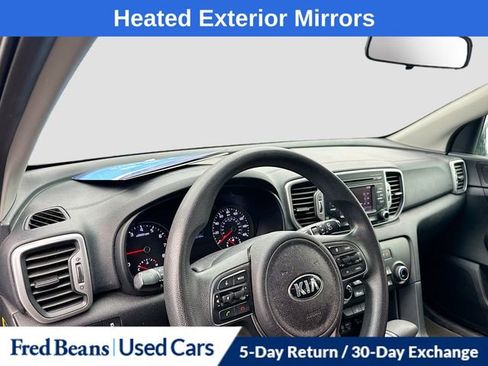 Used 2017 Kia Sportage LX w/ LX Popular Package image 11