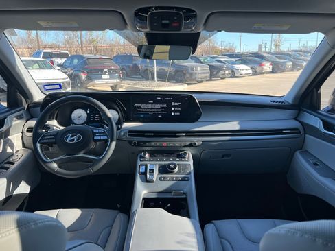 Used 2025 Hyundai Palisade SEL image 24