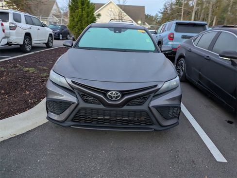 Certified 2024 Toyota Camry SE image 2