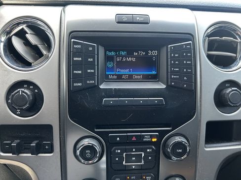 Used 2013 Ford F150 FX4 w/ Mid Equipment Group AWD/4WD image 23