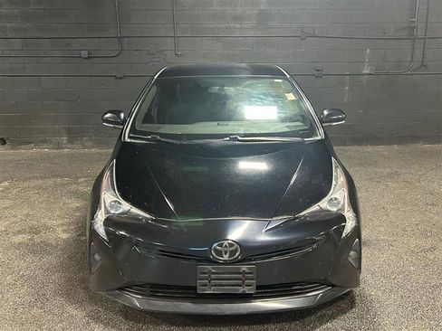 Used 2016 Toyota Prius Two image 8