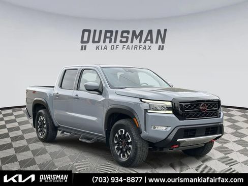 Used 2023 Nissan Frontier PRO-4X w/ Technology Package image 29