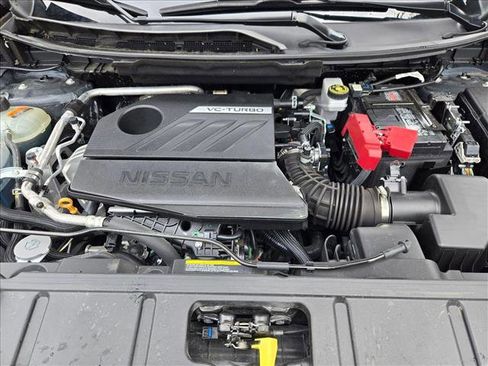 Used 2025 Nissan Rogue SV FWD image 21