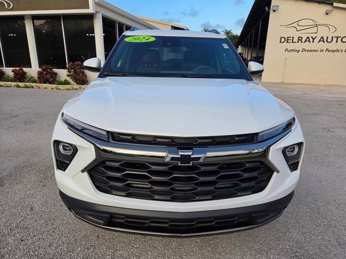 Used 2024 Chevrolet TrailBlazer ACTIV FWD image 2