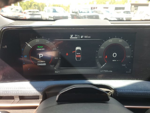 Used 2023 Nissan Ariya AWD/4WD image 18