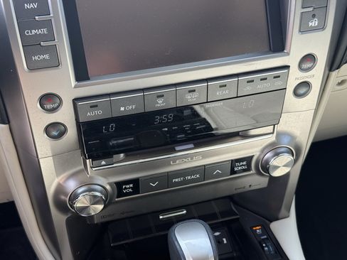 Used 2020 Lexus GX 460 Premium AWD/4WD image 22
