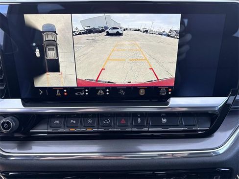 Used 2024 Chevrolet Silverado 1500 High Country image 20