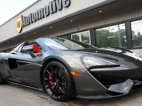 Used 2019 McLaren 570S Spider image 54