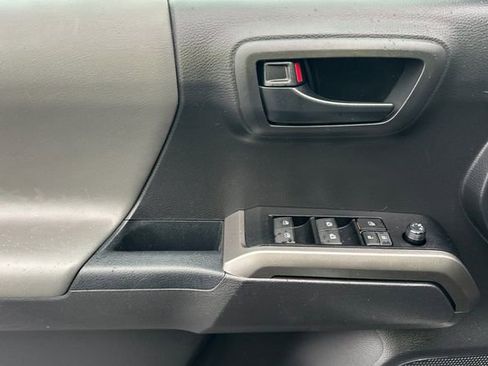 Certified 2023 Toyota Tacoma SR5 image 14