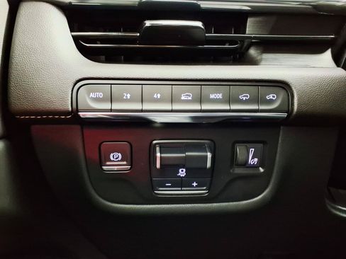 Used 2022 Cadillac Escalade ESV Sport w/ Touring Package AWD/4WD image 22