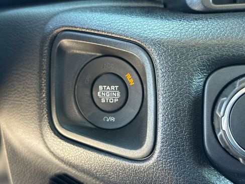 New 2026 Jeep Gladiator Sport AWD/4WD image 27