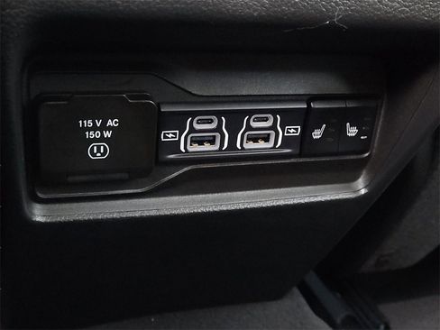 Used 2023 Jeep Grand Cherokee 4WD 4xe image 24