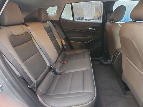 Used 2025 Chevrolet Trax ACTIV w/ Driver Confidence Package image 25