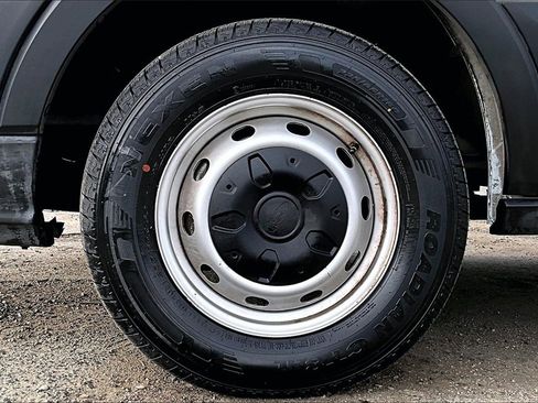 Used 2020 Ford Transit 350 XL image 33