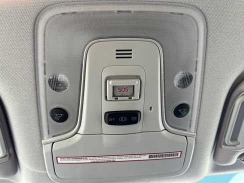 Used 2021 Toyota Prius Prime Limited FWD image 35