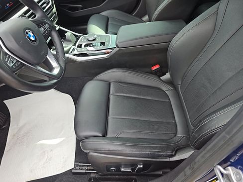 Used 2024 BMW 330i Sedan w/ Convenience Package RWD image 8