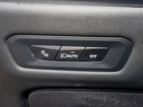 Used 2024 BMW X6 M60i w/ Dynamic Handling Package image 31