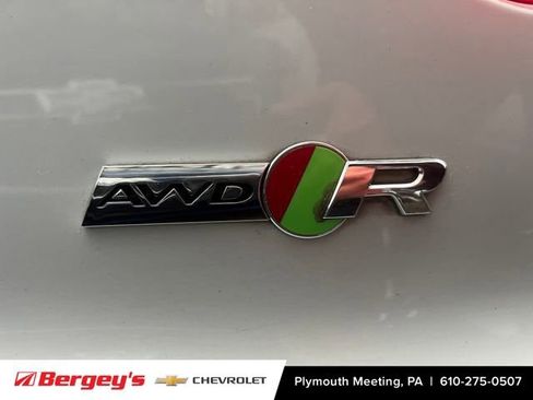 Used 2017 Jaguar F-TYPE R image 12