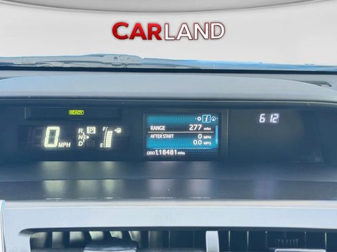 Used 2015 Toyota Prius V Three FWD image 30
