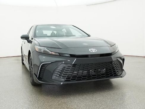New 2026 Toyota Camry SE FWD image 30