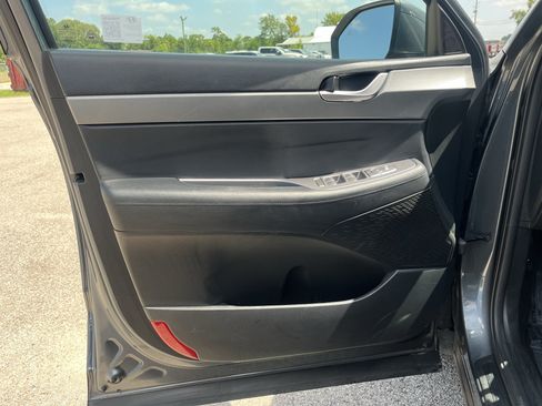 Used 2025 Hyundai Palisade SEL FWD image 12